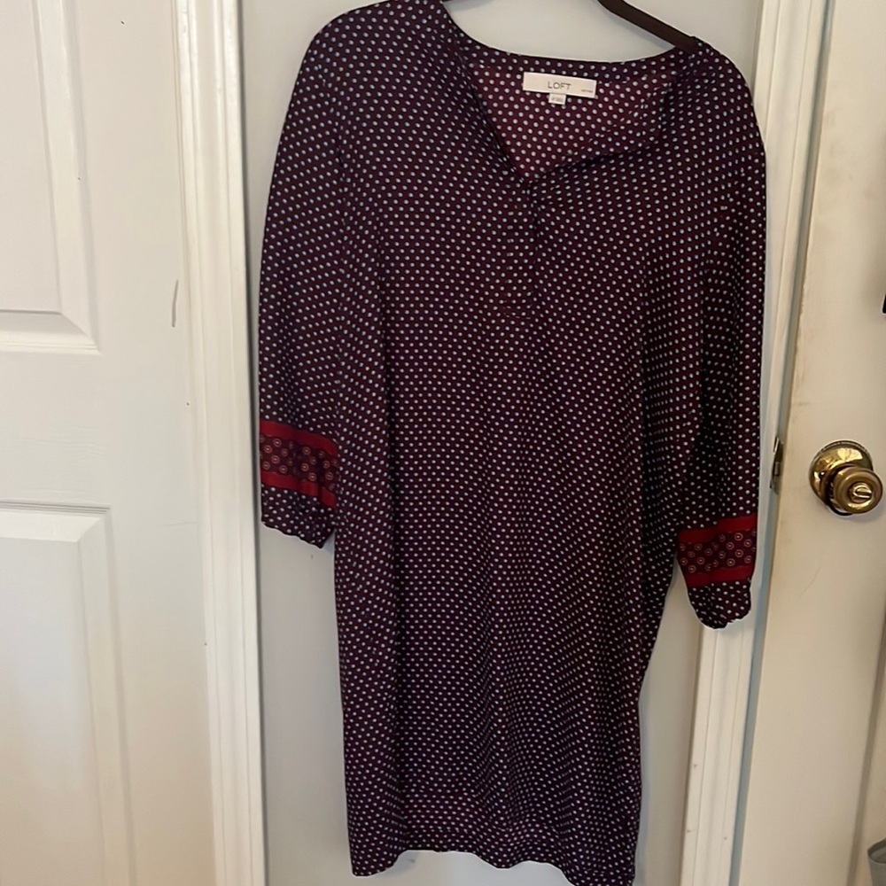 Excellent condition Ann taylor loft dress !